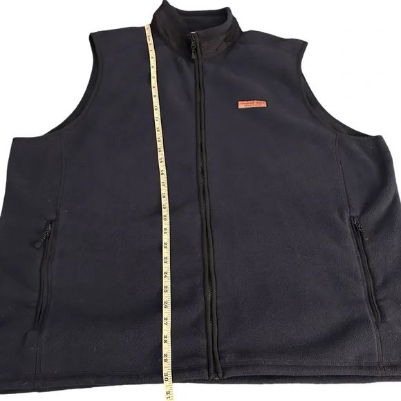Vineyard Vines men’s full zip vest, blue with classic pink logo, size XXL.